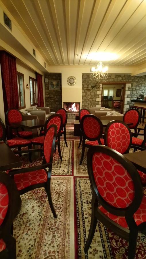 Hotel Pelasgos Karítaina Extérieur photo